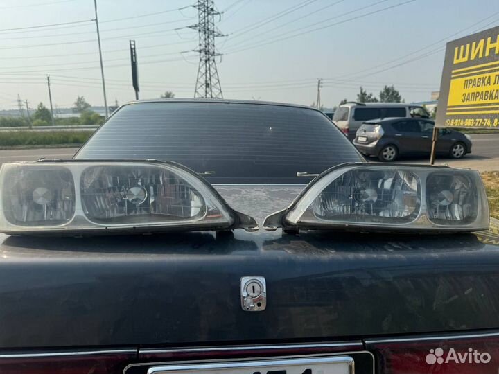 Фары Toyota Cresta 100 2-х секционные