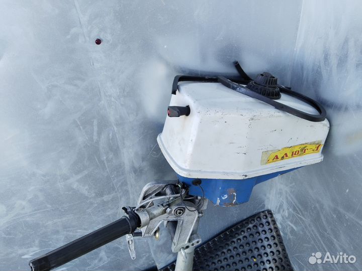 Лодочный мотор Салют-Э