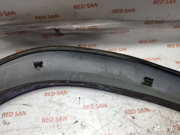 Расширитель крыла передний левый Toyota Rav 4