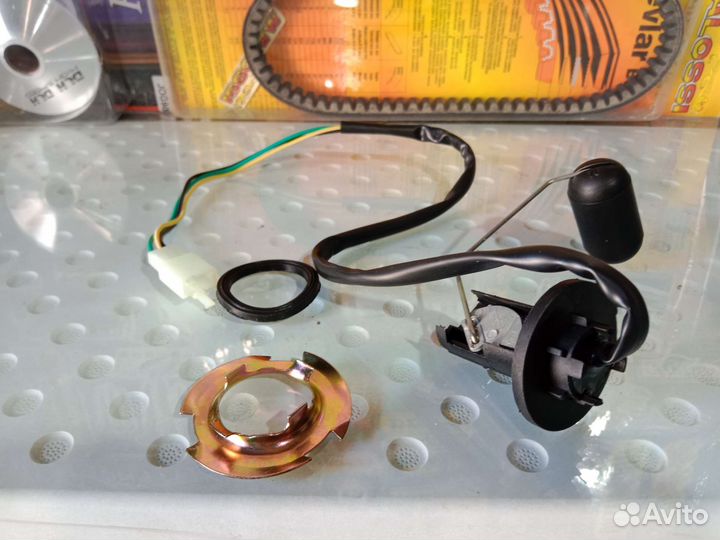 Датчик уровня топлива на скутер 50/80сс