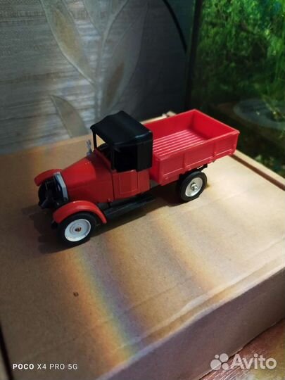 Грузовик Амо ф15 модель