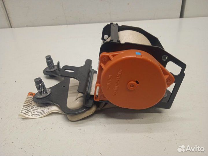 Ремень безопасности задний Infiniti Qx56 Z62