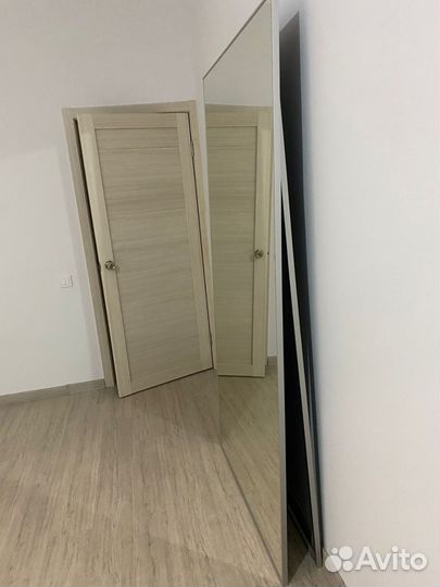 Зеркало для танцев