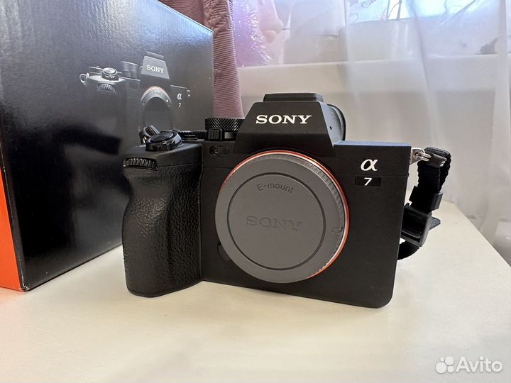 Sony a7m4 body