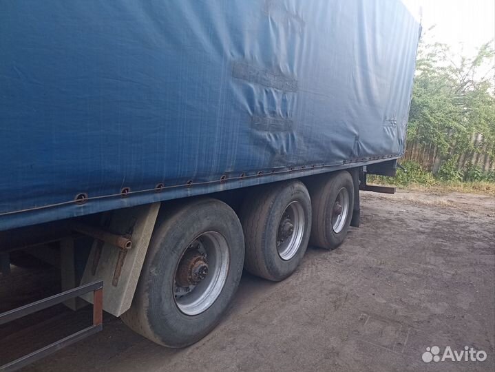 Полуприцеп тентованный МАЗ 975800-012, 2003