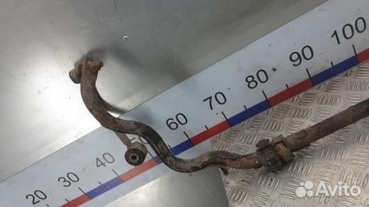 Стабилизатор поперечной устойчивости заднего моста