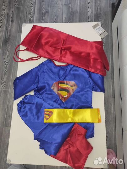 Костюм супермена
