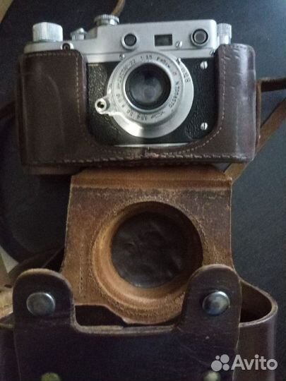 Пленочный фотоаппарат Зоркий