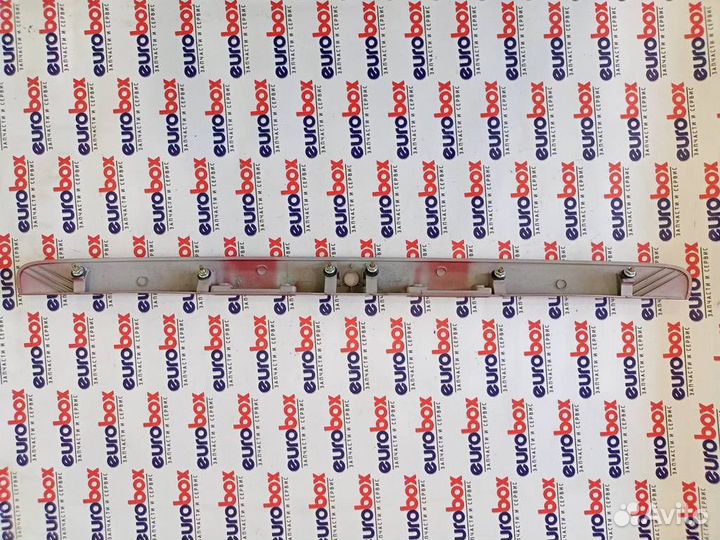 Накладка крышки багажника Chevrolet Lacetti 2004