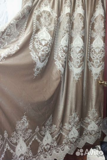 Портьера бархат с вышивкой панно и стразами