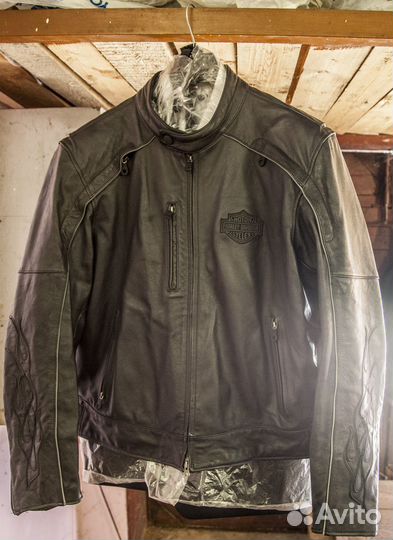 Мотокуртка кожаная мужская 54-56 размер