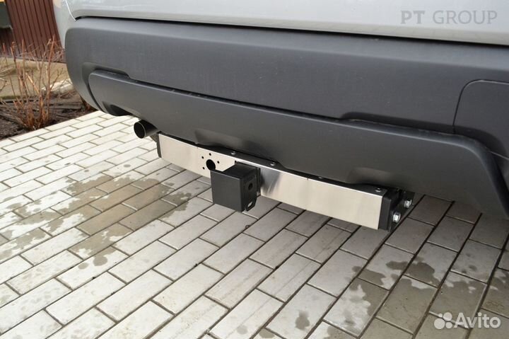 Фаркоп для Рено Дастер 2021- с нерж накладкой