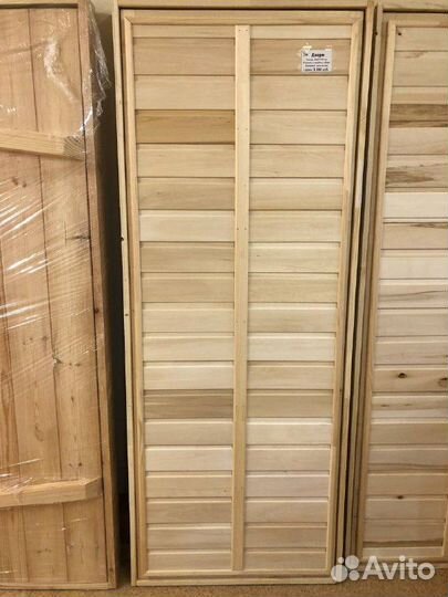 Двери деревянные для мойки, комнаты отдыха, дома