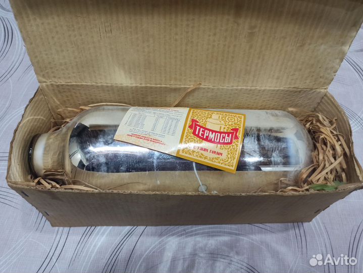 Колба в термос новая на 2 литра