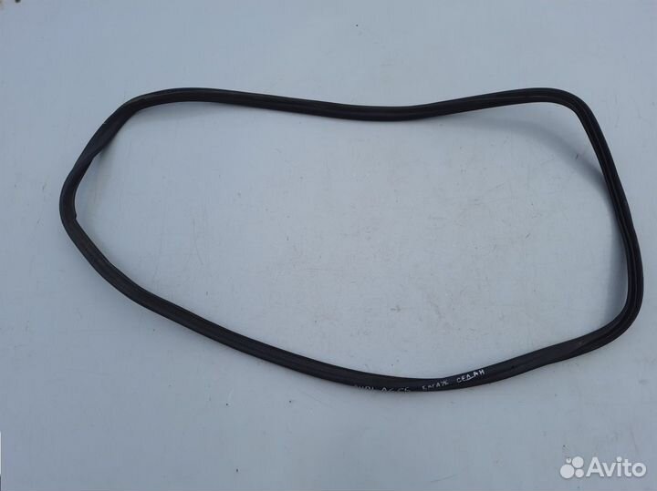 Уплотнитель багажника Audi A6 C5