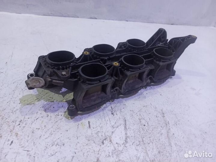 Впускной коллектор