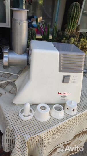 Мясорубка электрическая moulinex