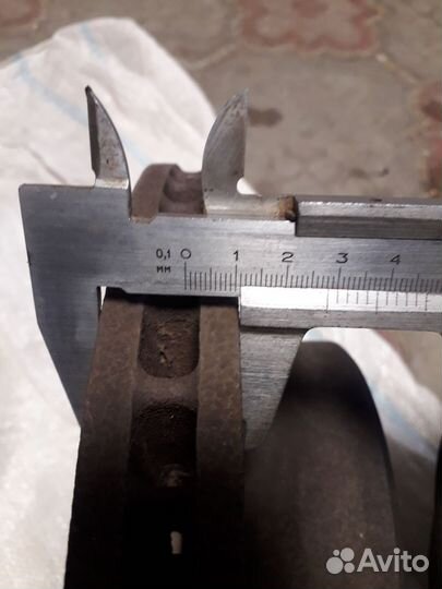 Диск тормозной передний вентилируемый w140