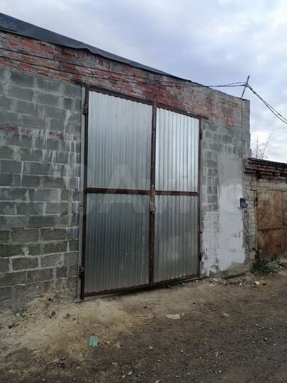 Гараж, > 30 м²