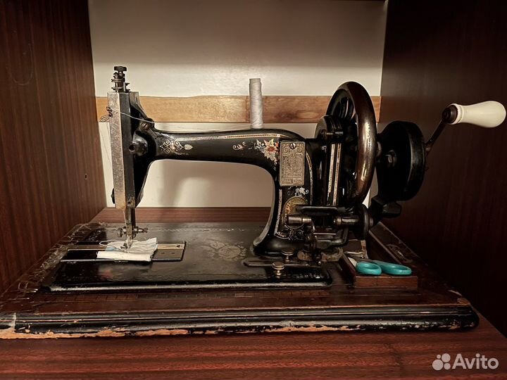 Швейная машинка