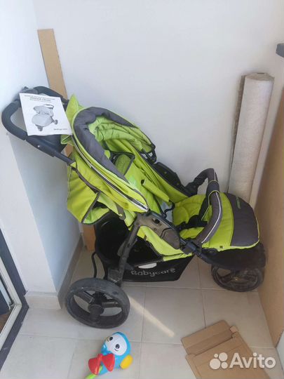 Прогулочная коляска