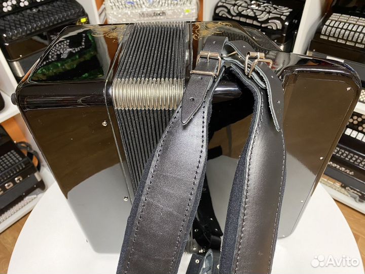 Баян Тула-210