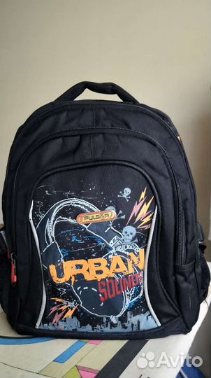 Школьный рюкзак