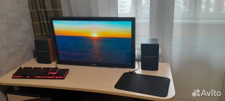 Продаю колонки Edifier R1280DBs