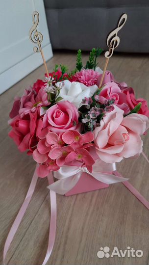 Букет для любимых учителей в музыкальной школе