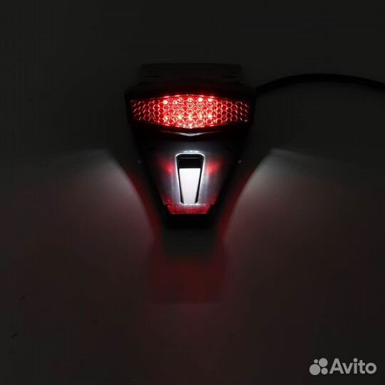 Стоп сигнал с поворотниками для мотоцикла