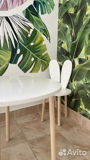 Детский стол и стул