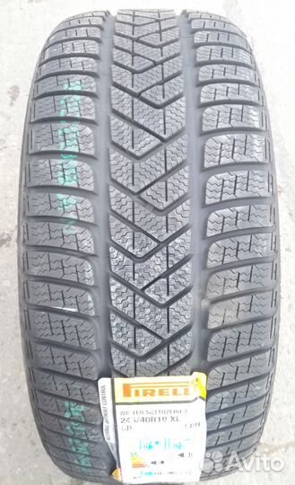 Pirelli Winter Sottozero 3 245/40 R20 99W