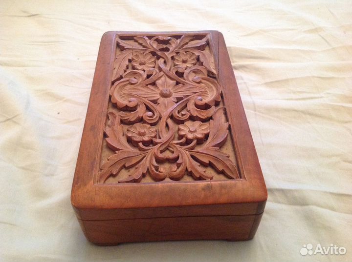 Подарок в1956г. Нар.артисту СССР Цареву М.И