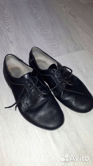 Танцевальные туфли на мальчика