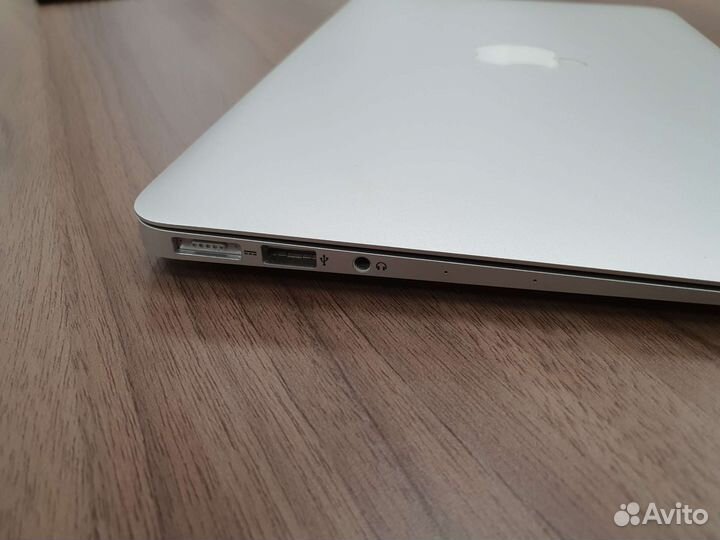 Apple macbook air 11