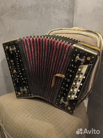 Гармонь любительская тульская трехрядка