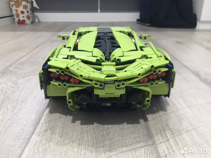 Lanborghini sian лего техник