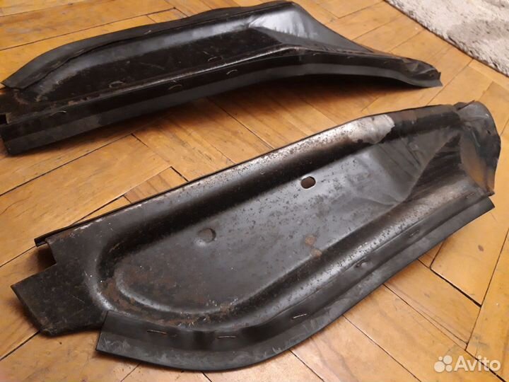 Щитки грязезащитные передних крыльев Москвич