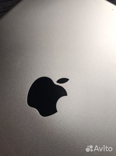 iPad 5 поколения, 32 GB, +куча игр и программ