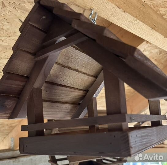 Кормушка для птиц