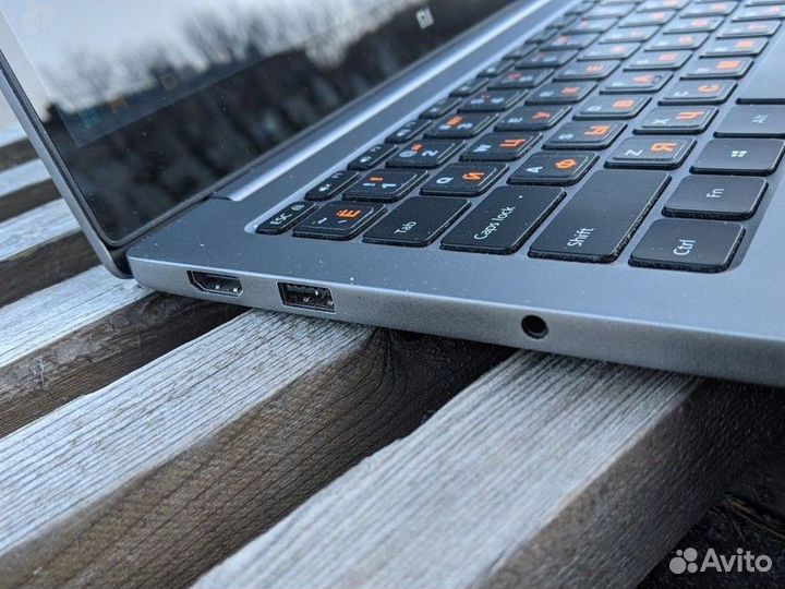 Xiaomi redmi book air 13. I7/8gb/ssd 256gb/mx150