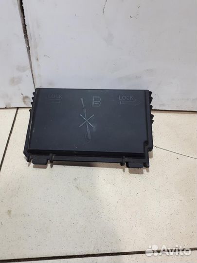 Крышка блока предохранителей Opel Corsa D 2006-20