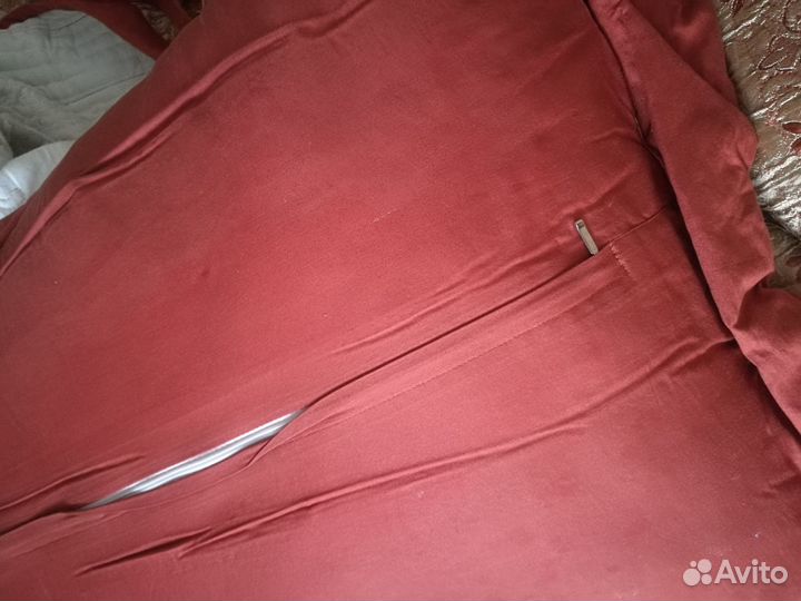 Покрывало, наволочки, простыни