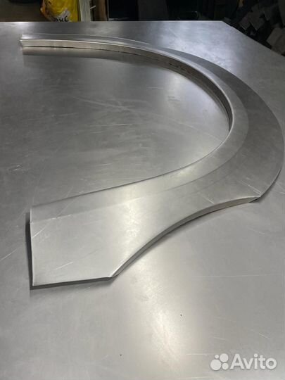 Арка задняя Nissan Navara 1