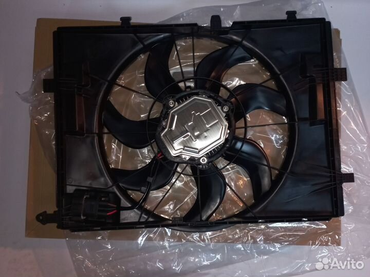 Вентилятор охлаждения Мерседес A0999061000