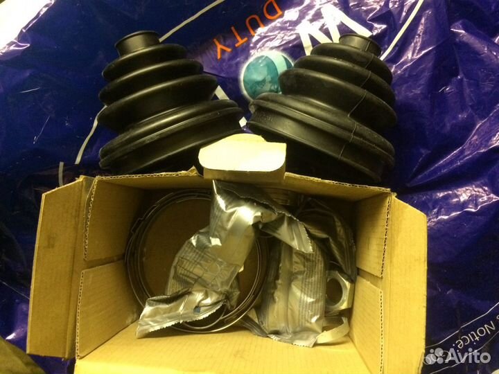 Чехлы на шрусы lobro на Гольф 3