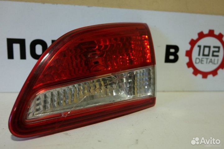 Фонарь внутренний задний правый Nissan Almera G15