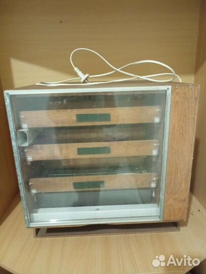 Инкубатор поседа