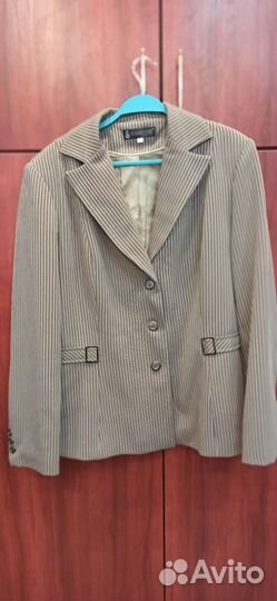 Костюм женский р. 54