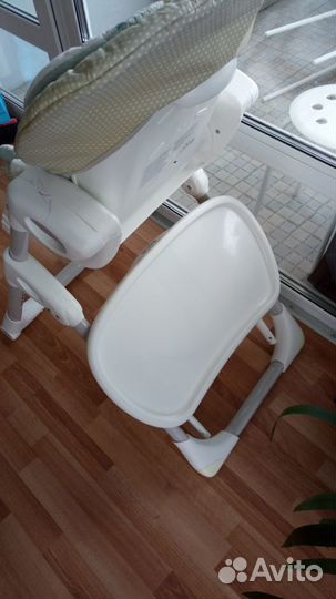 Столик для кормления